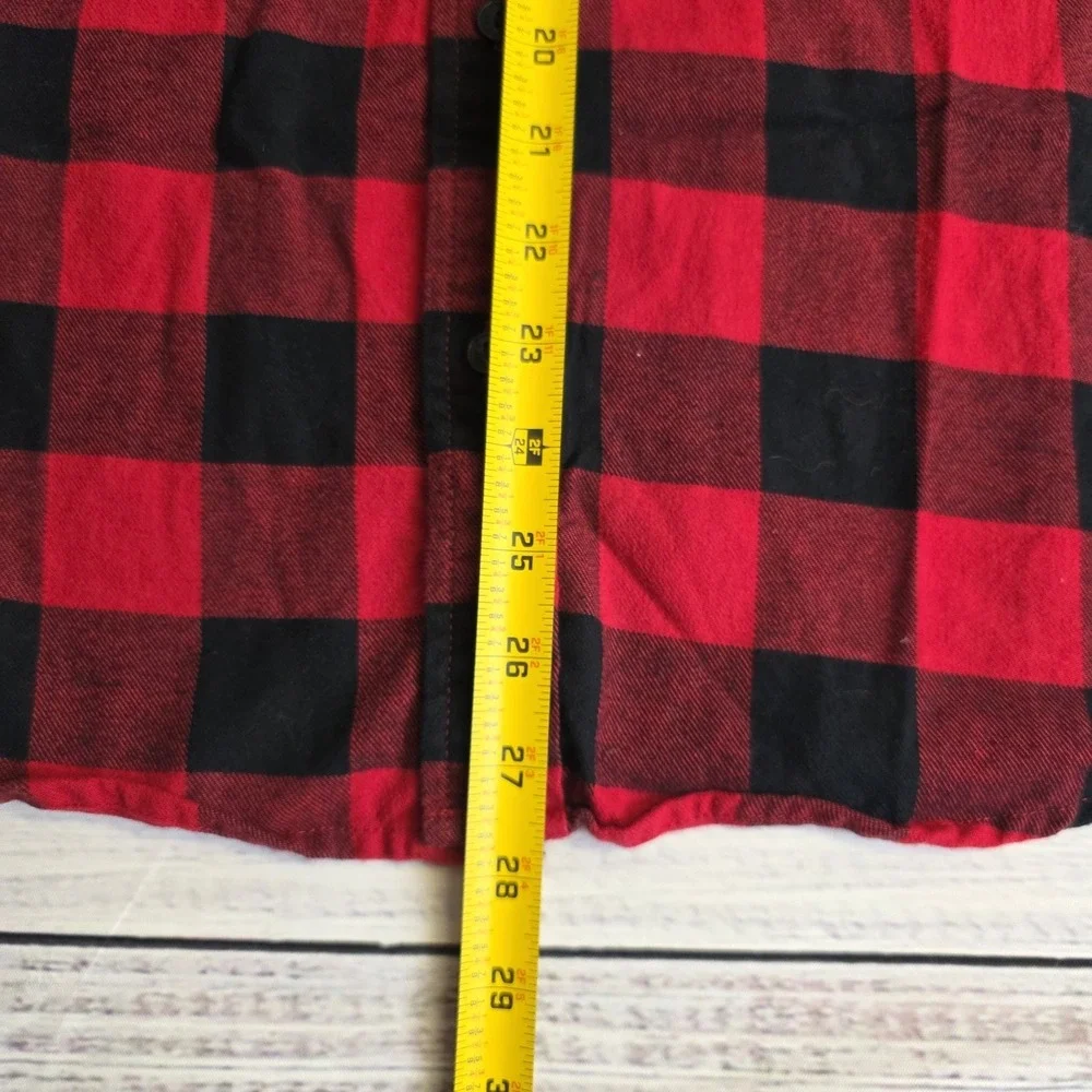 Levi's Red & Black Buffalo Plaid Flannel Shirt Medium Long Sleeve‎ Button Up